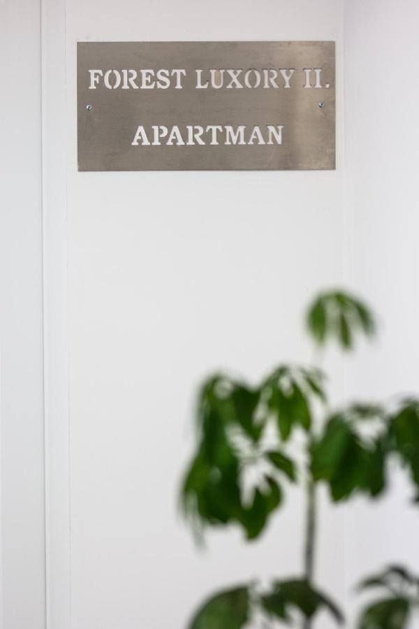 Forest Luxory Ii. Apartman Sarvar Exterior foto